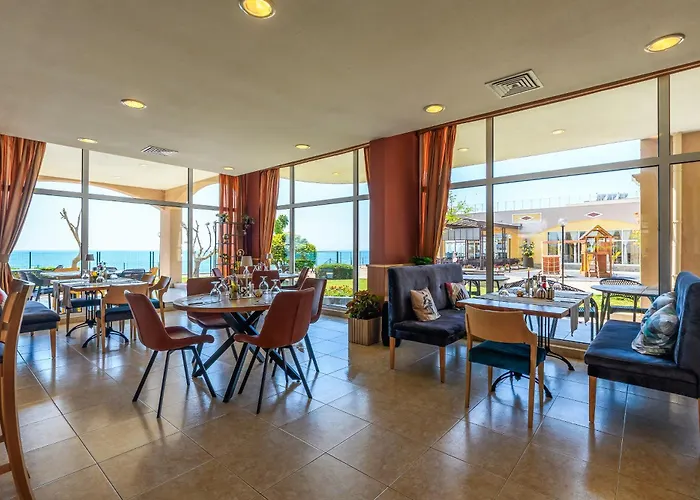 Midia Family Hotel Aheloy