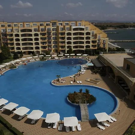 Midia Family Hotel